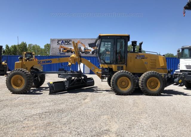 Motoniveladora Xcmg Modelo Gr215 - 16.5 Ton - Motor Cummins 215 Hp - Ripper Trasero - A/a