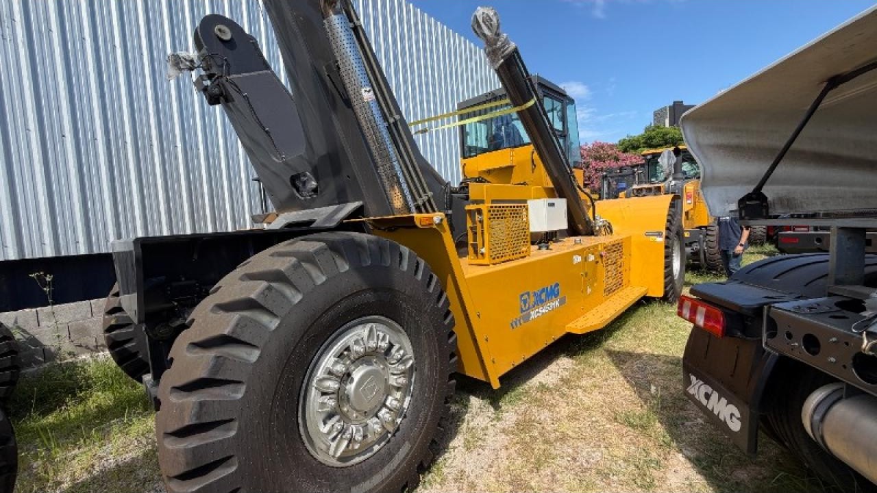 Containera Manipulador Grúa De Contenedores Xcmg Modelo Xcs4531k - 45 Ton - 15.1 M Altura - Contenedores - Apilador