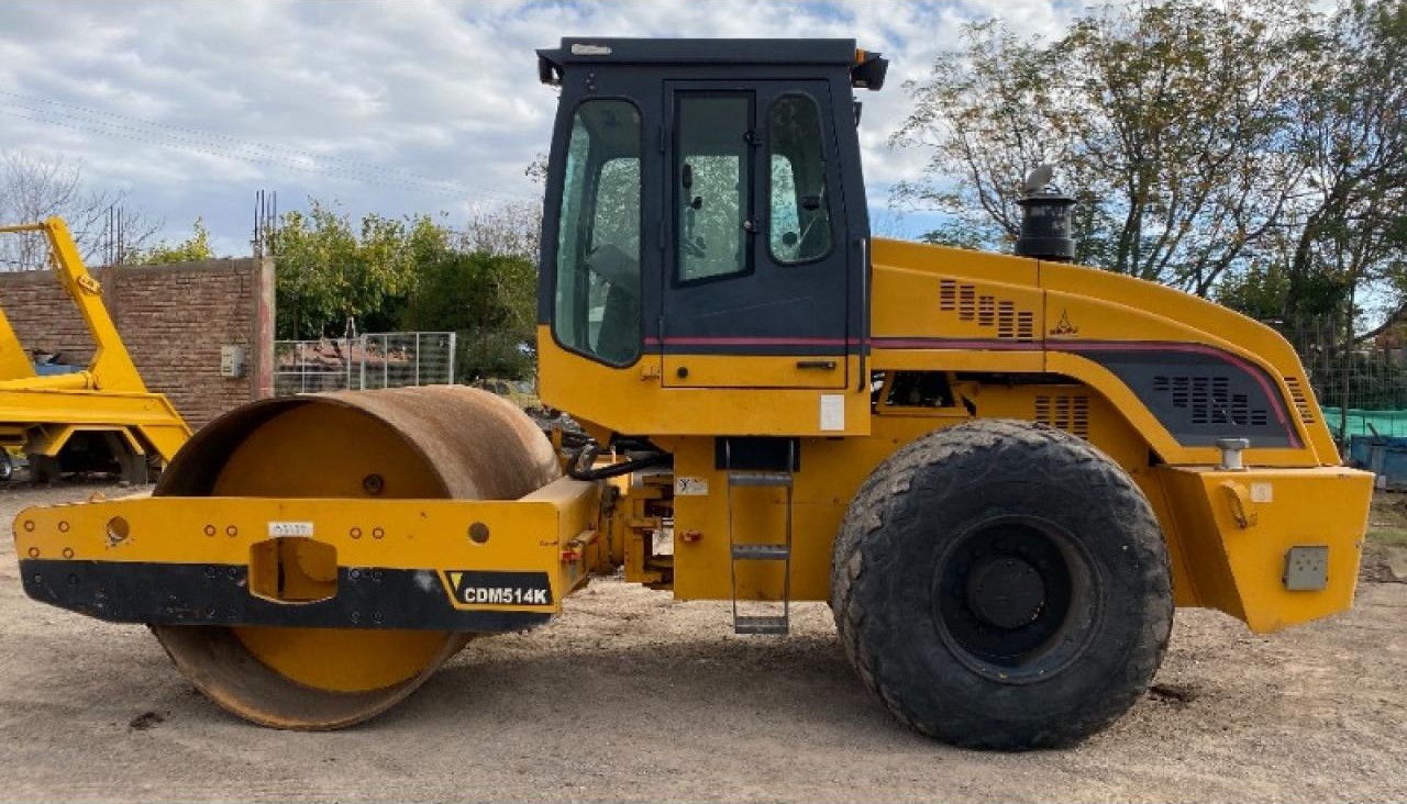 Rodillo Compactador Vibratorio Lonking Modelo Cdm514k 2011 14 Toneladas - Deutz 125 Hp