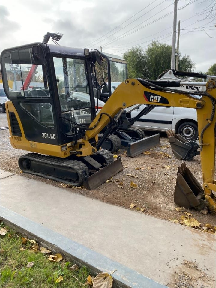 Mini Excavadora Cat 301.6c - 2.1 Ton -  Motor 20 Hp - 2007