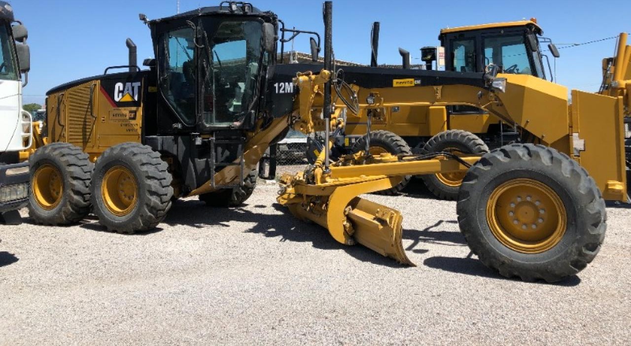 Motoniveladora Cat 12m 18.5 Ton - 220 Hp - Joysticks - A/a - 2018