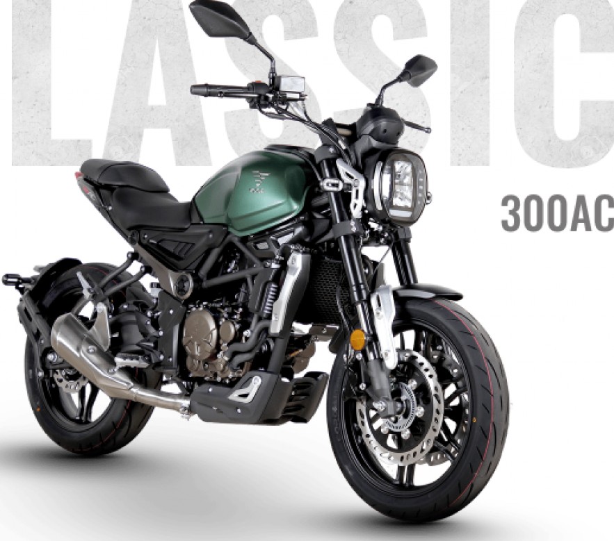Voge Ac 300