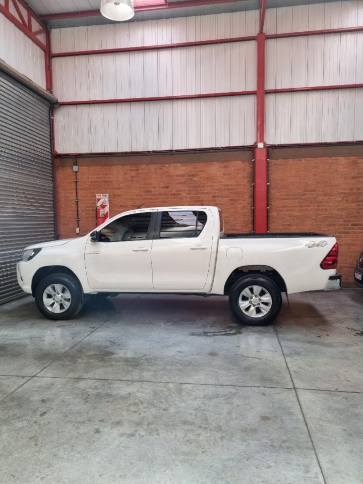 Toyota Hilux Sr 4x4 2018 2.8