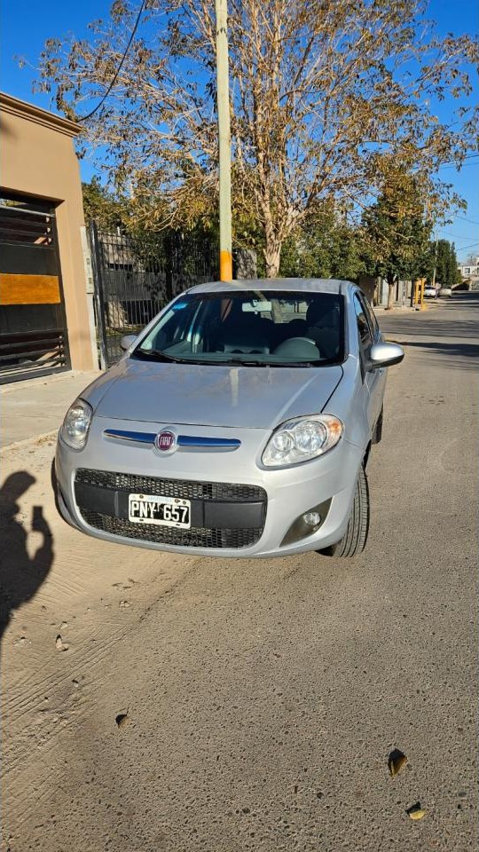 Fiat Palio Attractive 1.4 2016