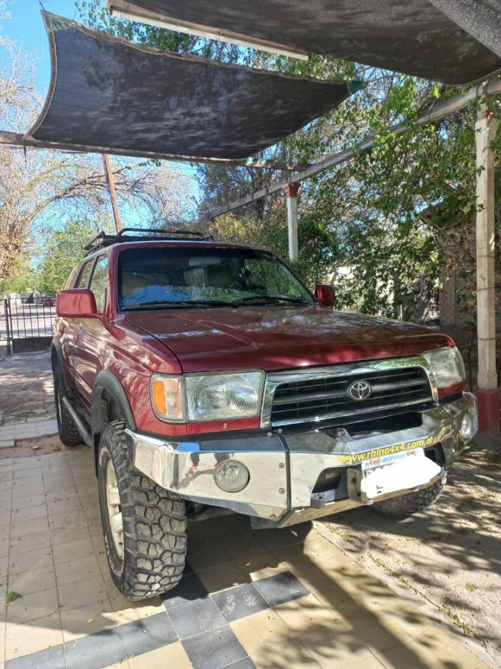 Toyota Hilux Sw4 1997 .
