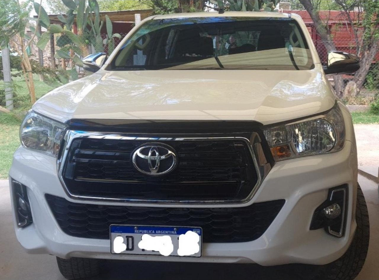Toyota Hilux Srv 4x2 Automatica 2019 - 140 Mil Km Impecable