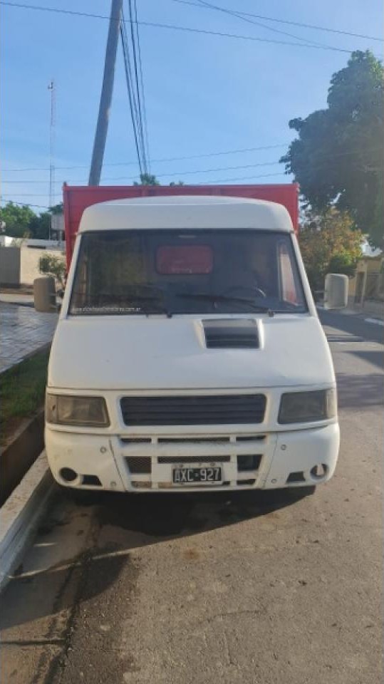Iveco 3510 Chasis Contado