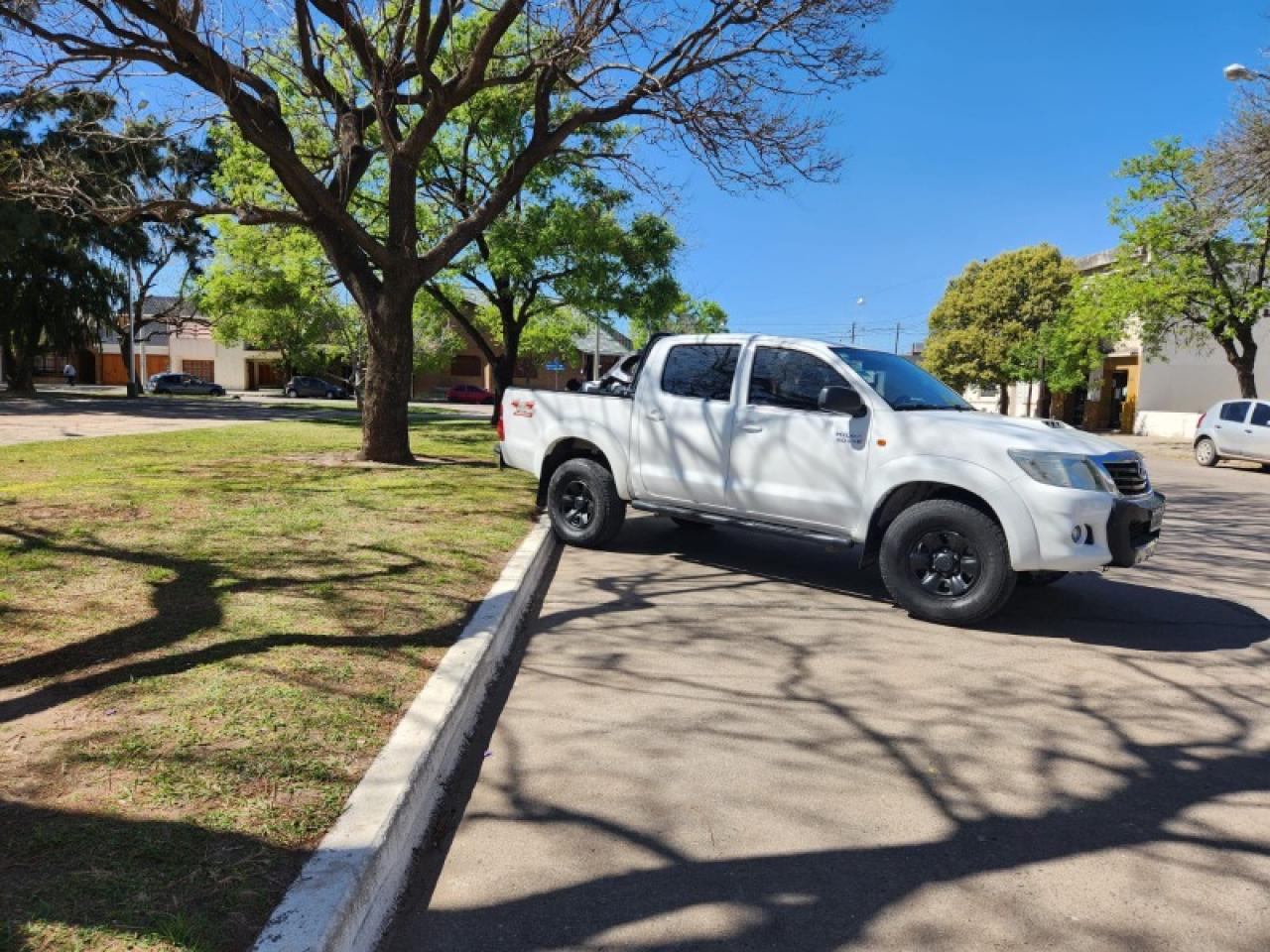Toyota Hilux 4x4 3.0 Sr 2013