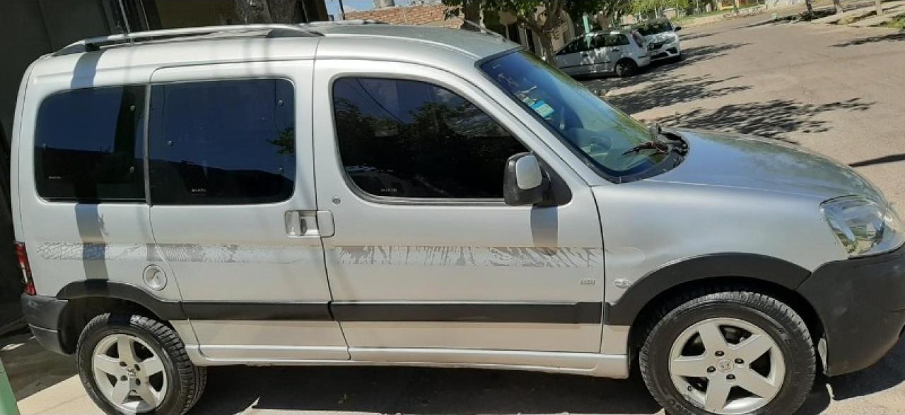 Peugeot Partner Patagonica 2012