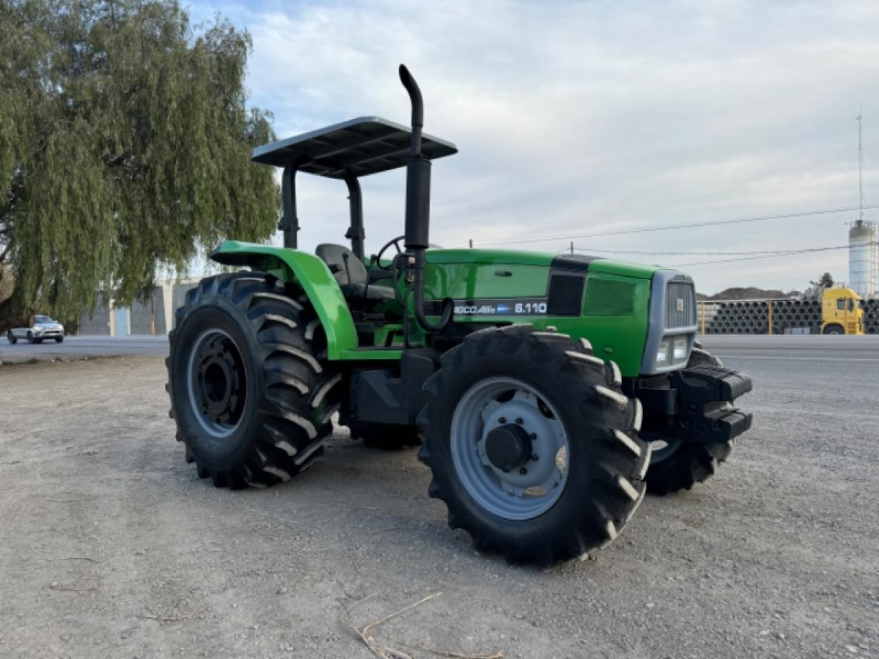 Tractor Agco Allis 6.110 4x4 Ref Aire Turbo Tercer Punto Control D/h 2011