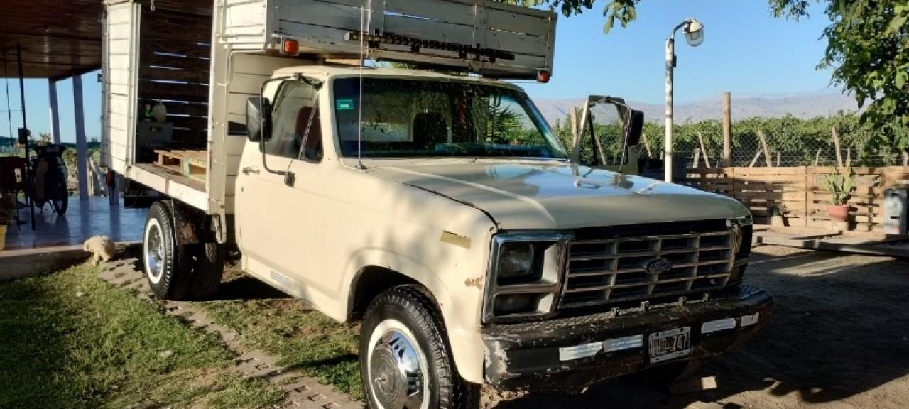 Ford 350 Modelo 1985