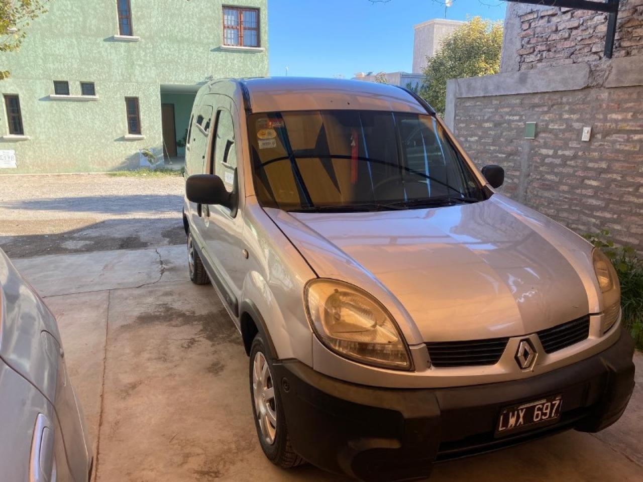 Renault Kangoo - 1.6 Nafta/gas Furgón 2012 - Escucho Ofertas De Contado