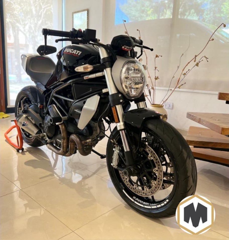Ducati Monster 797