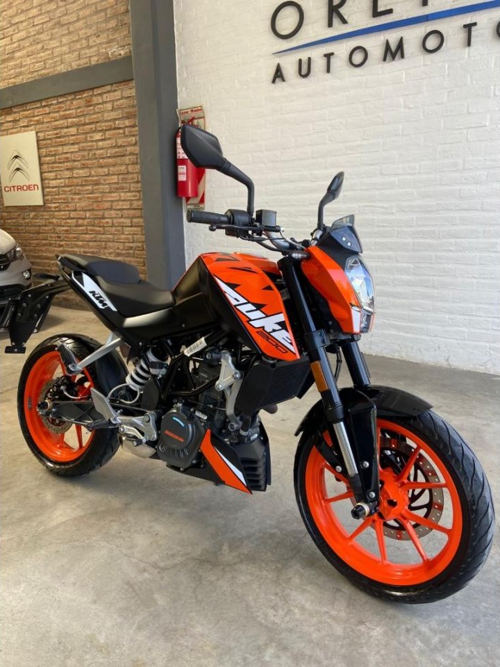 K T M Duke 200 - Mod 2021 - Impecable