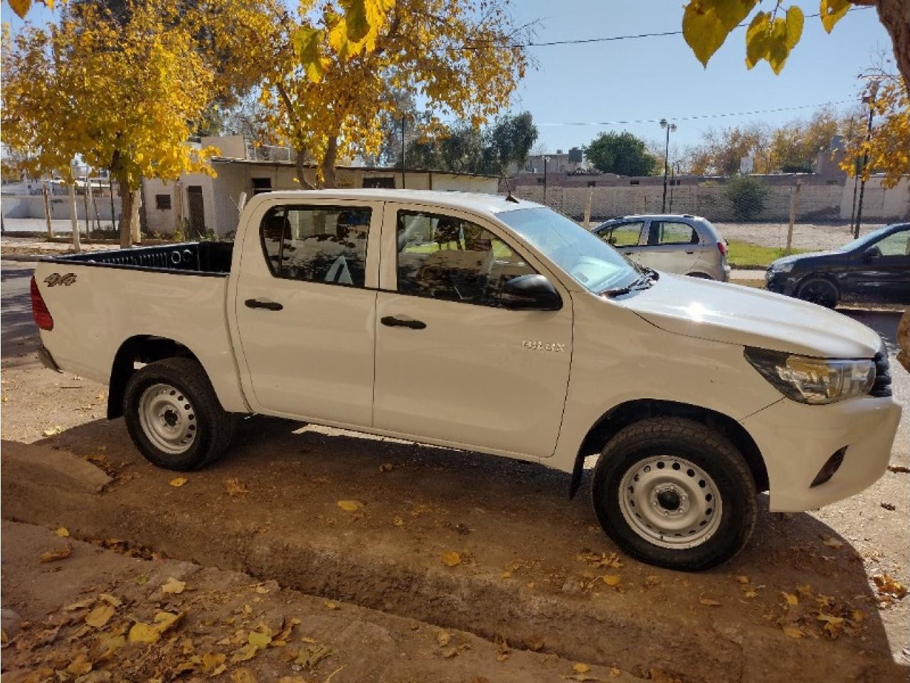 Toyota Hilux 2.4 Dx 4x4 Manual 2019