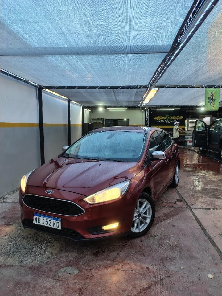 Ford Focus 2017 1.6 S