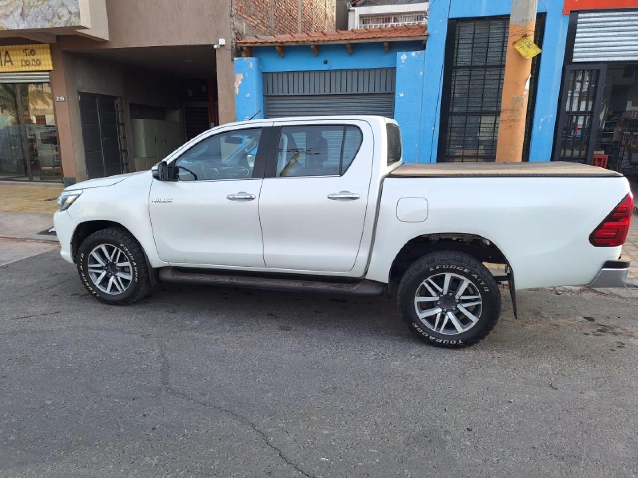 Toyota Hilux Srx 2.8 4x2 M/c única Mano  2018