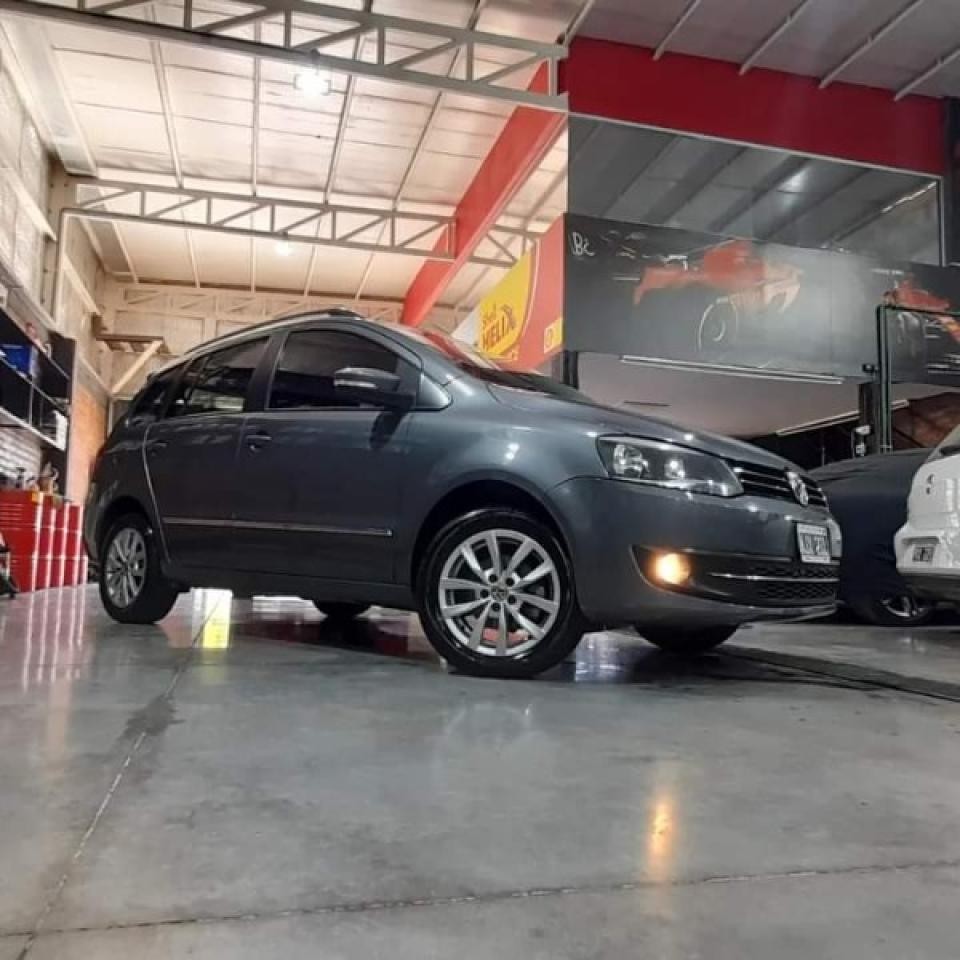 Volkswagen Suran, Highline 2013