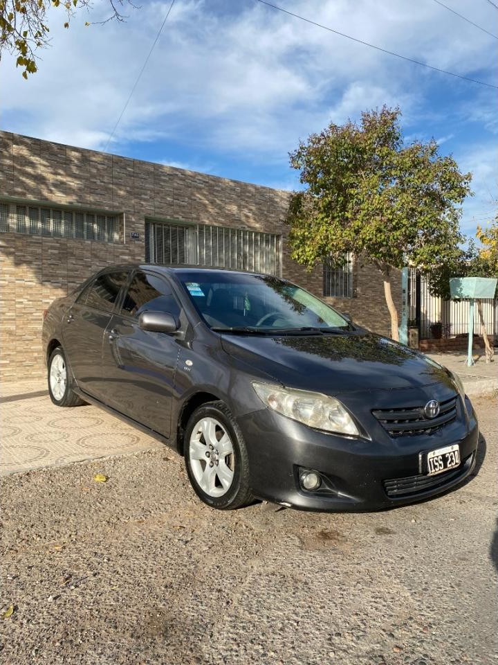 Toyota Corolla Xei 1.8 C/ Gnc 5ta Generación - 2010 - Financio - Descuento Deuda De Patentes