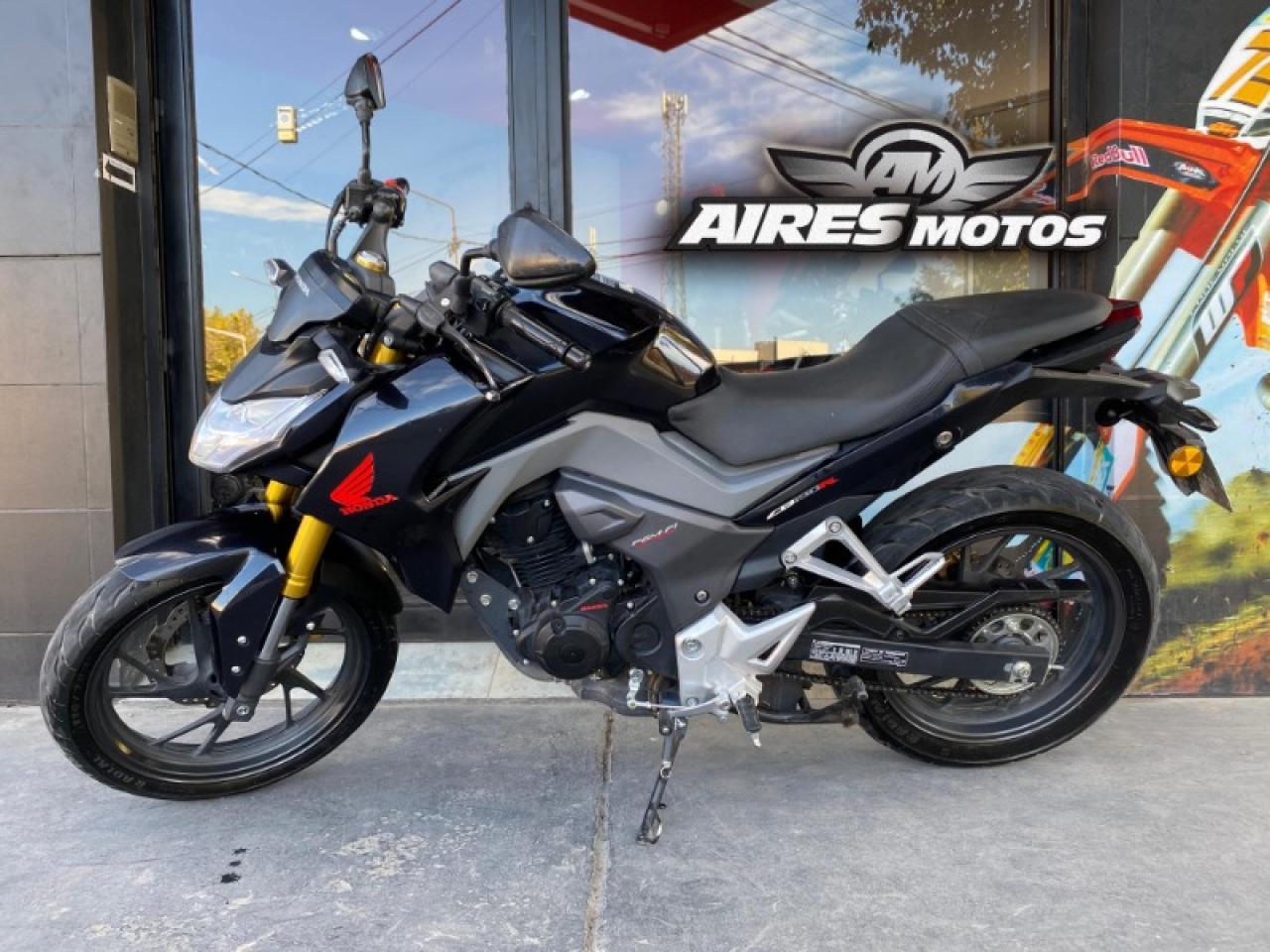 Honda Cb 190 R Modelo 2019 *** Aires Motos *** Financiación Con Dni / Tarjetas De Crédito 12 Meses / Permutas...