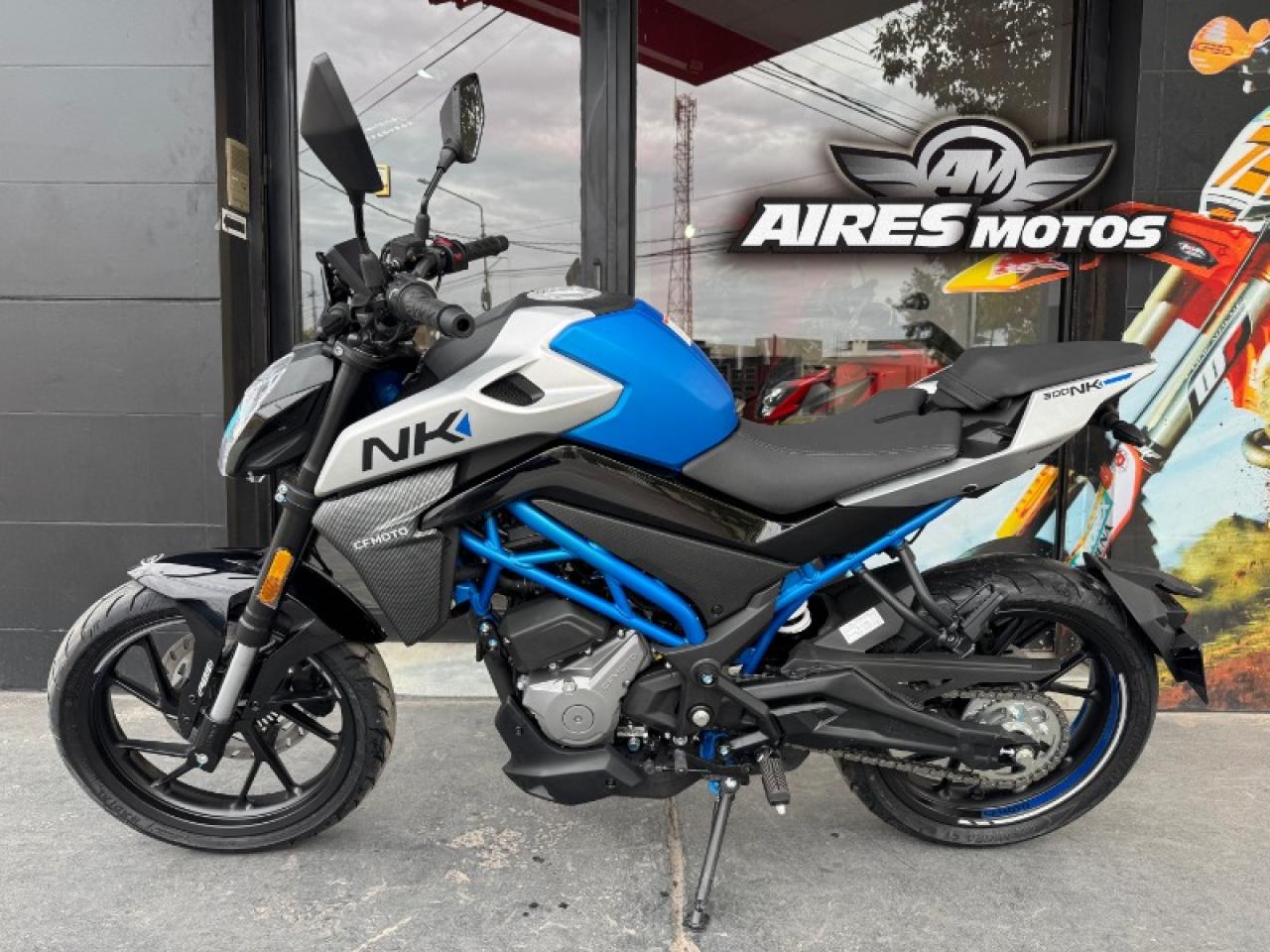Cf Moto 300 Nk / 2026 *** Aires Motos *** Financiación Con Dni / Tarjetas De Crédito 24 Meses / Permutas