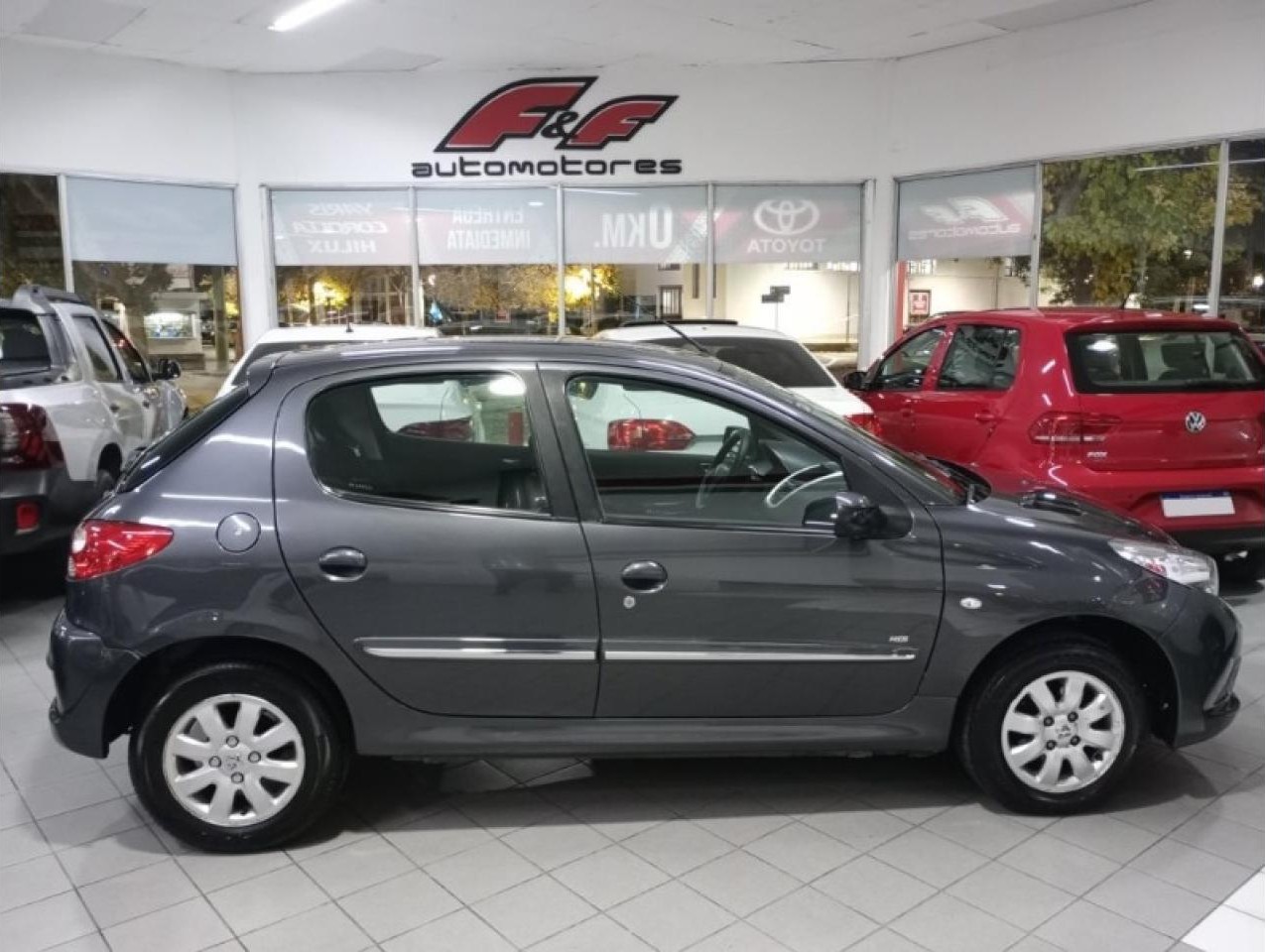 Peugeot 207 2012 Allure Hdi  1.4l