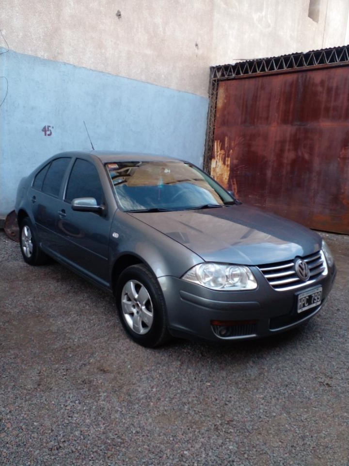 Impecable Volkswagen Bora Modelo 2009 Nafta Full Full Motor 2.0
