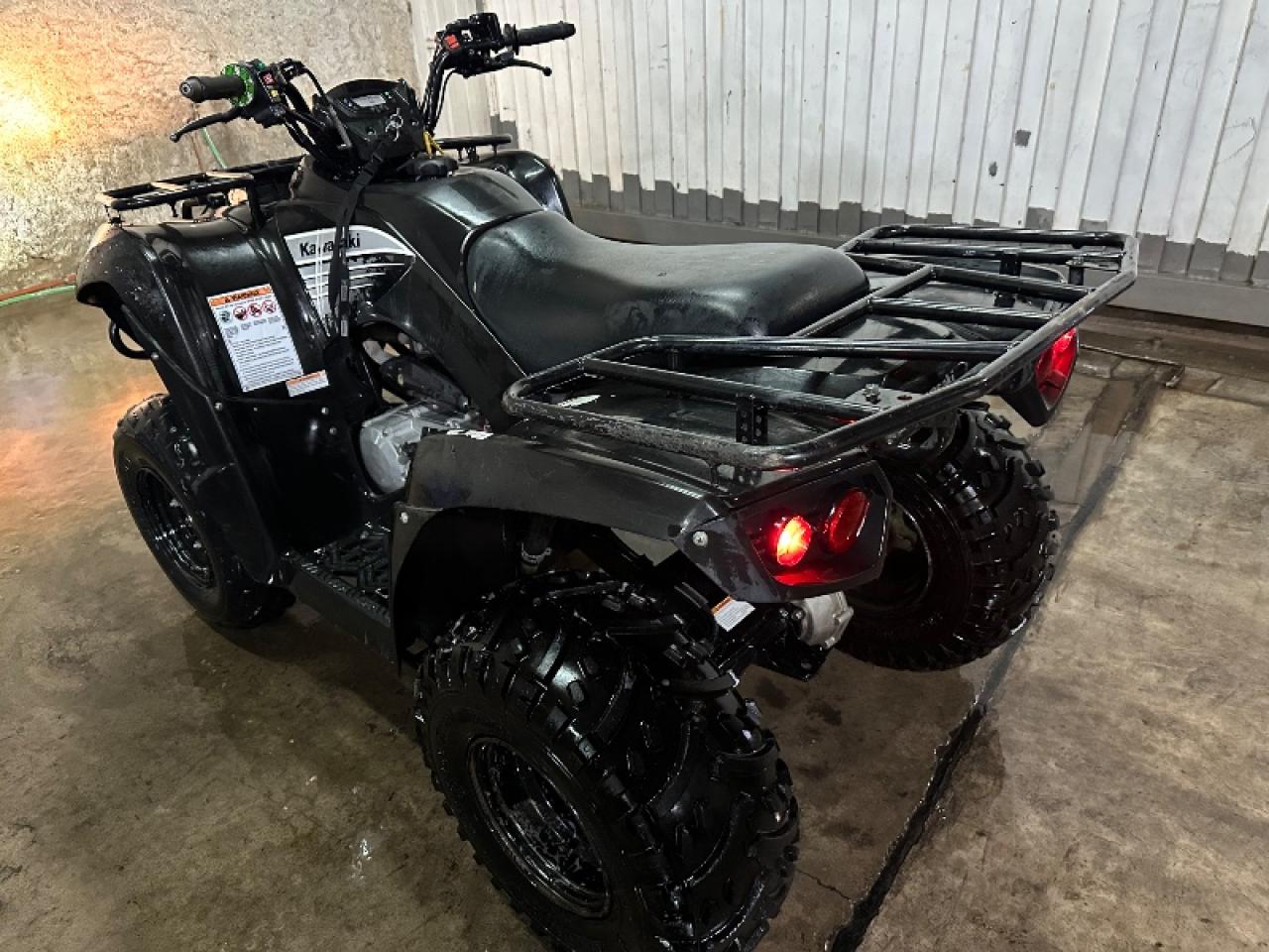 Cuatriciclo Kawasaki  Brute Forcé 300 Cardanico, 2012