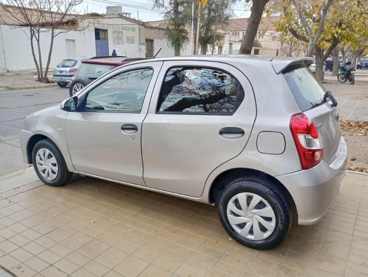 Miniatura 4