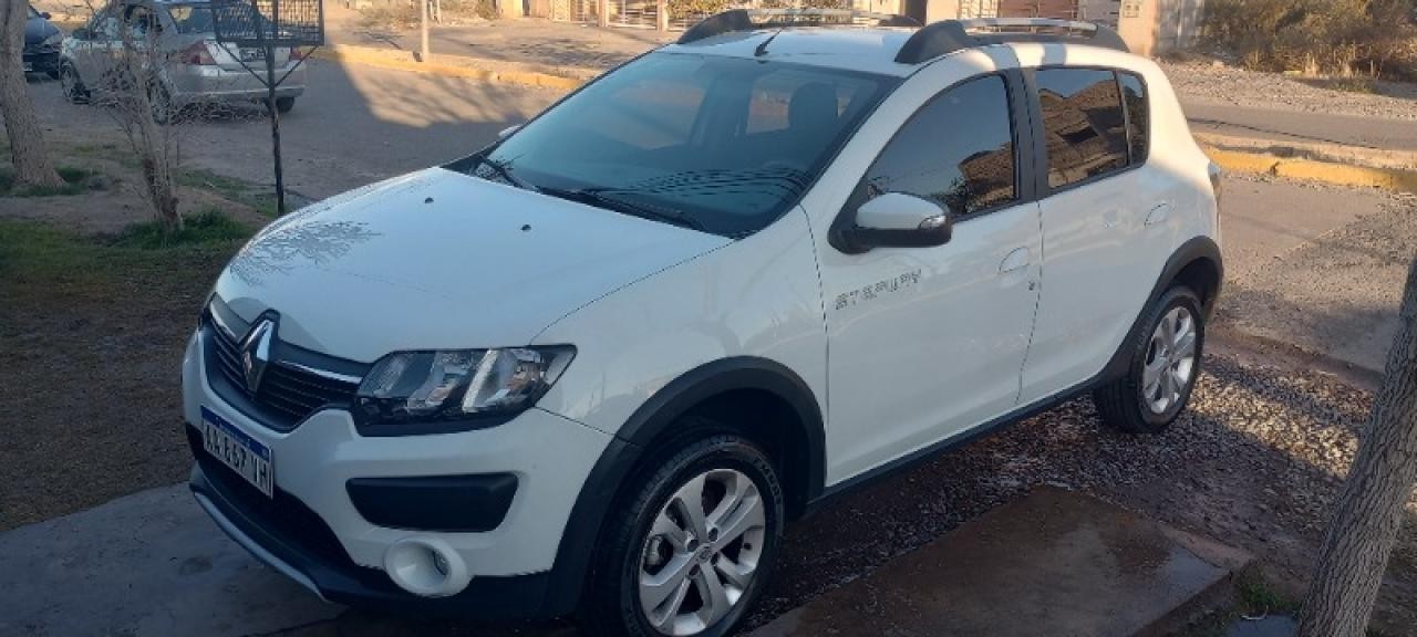 Renault Sandero Stepway 2017 Impecable  (26.000) Km (transferencia Incluida En El Precio)