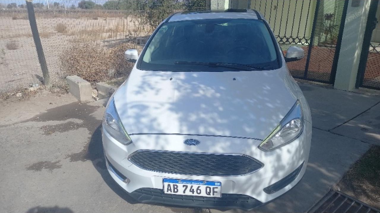 Ford Focus Se Plus At  2017