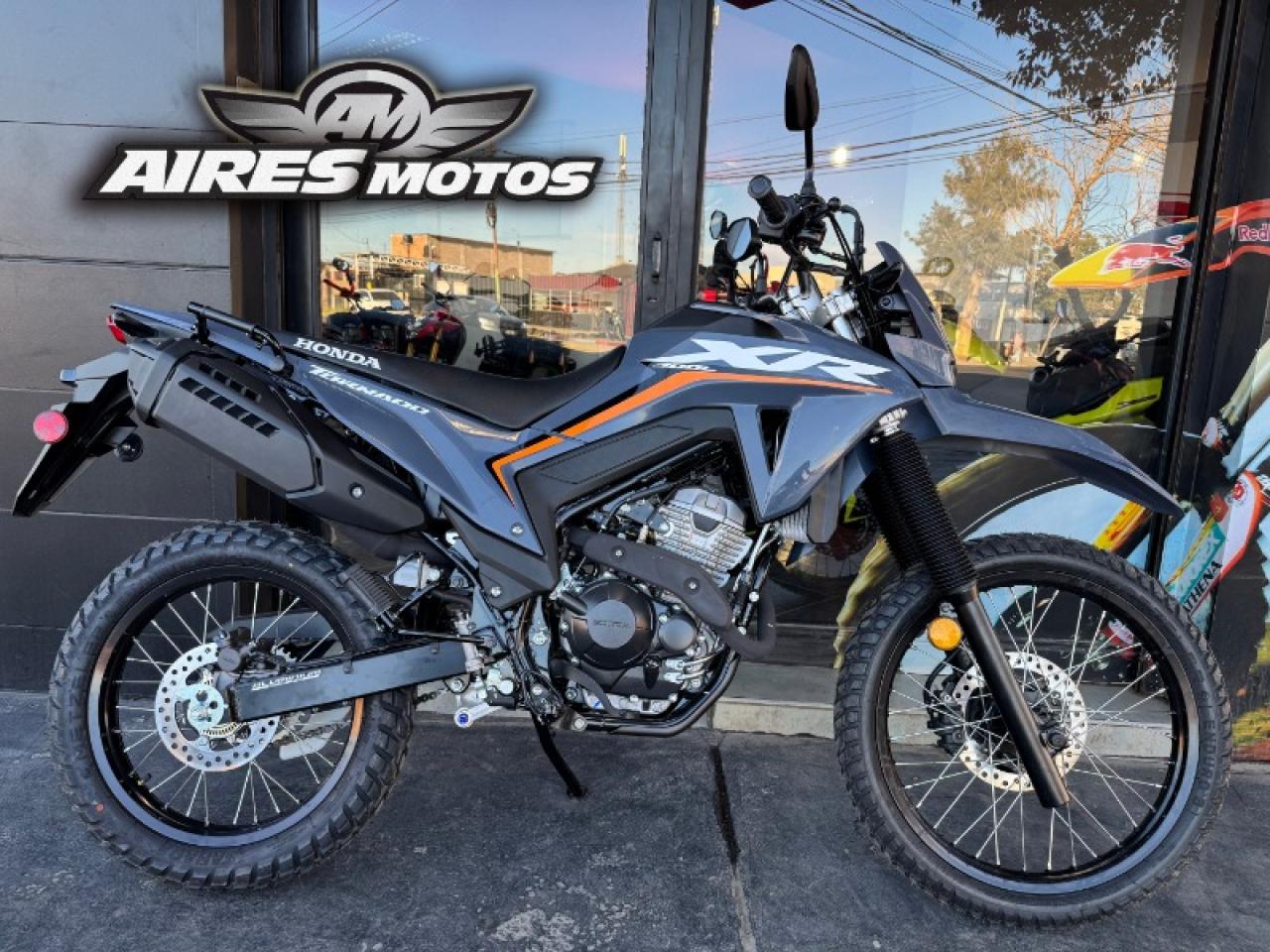 Honda Xr Tornado 300l/0km *** Aires Motos ***  Financiación Con Dni / Tarjetas De Crédito 12 Meses / Permutas.