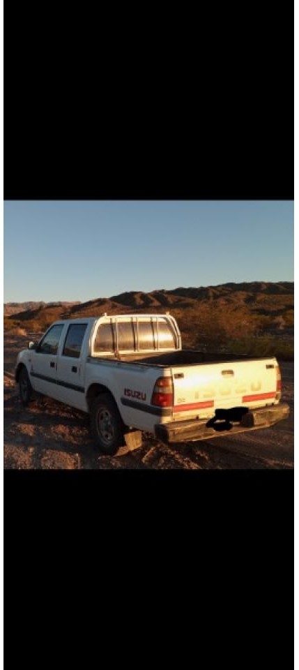Isuzu Pick-up 4x4 Motor 3.1 Turbo Diesel Modelo 2000,  Kilometraje 380600 Km Reales, Vtv Hasta 23/12/2026.