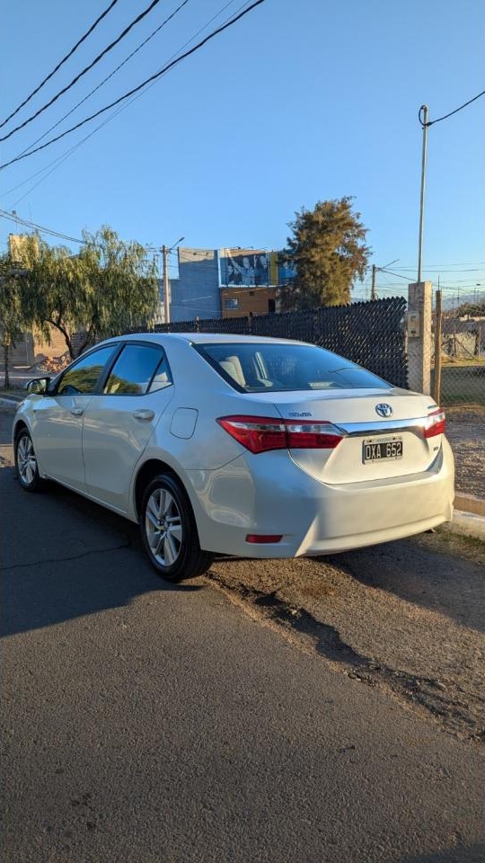 Toyota Corolla Xei 2015