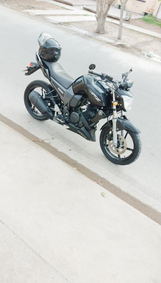 Yamaha Fz 2011