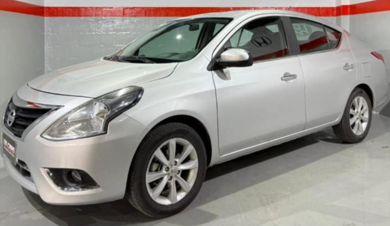 Nissan Versa Advance At 1.6 Caja Automatica