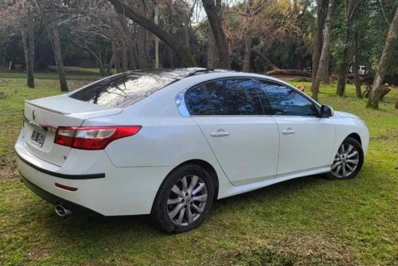 Renault Latitude 3.5 V6  Full Equipo + Gnc 5ta