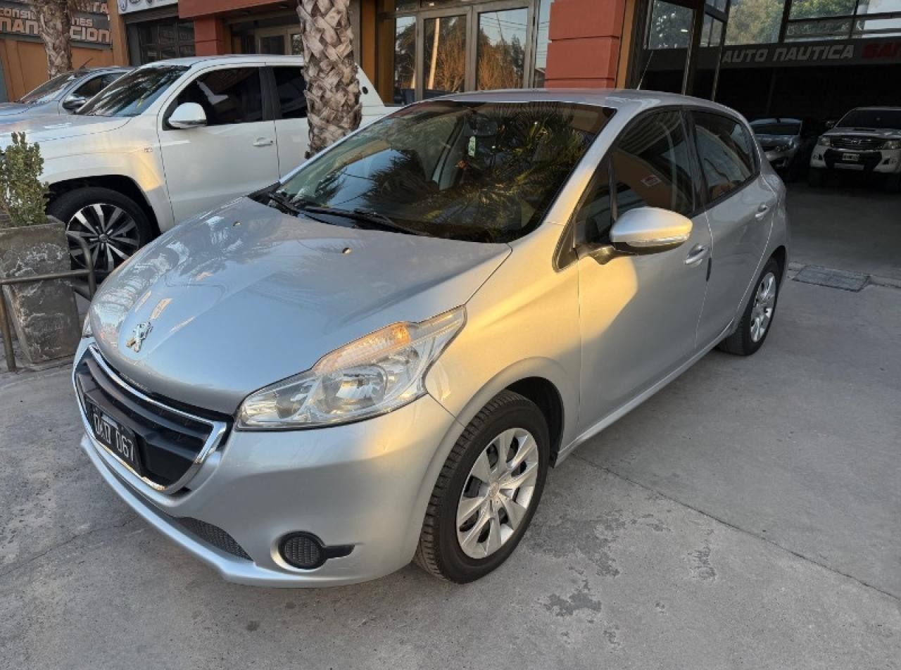 Peugeot 208 Active Año 2015