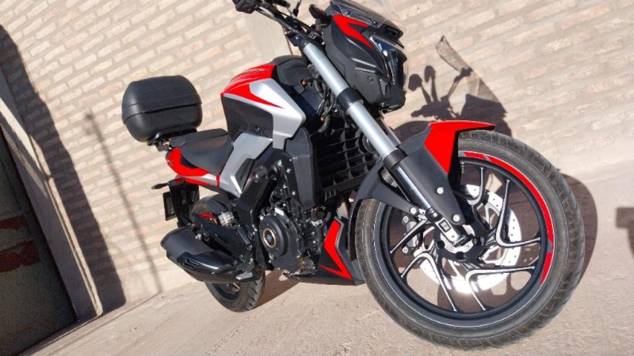 Bajaj Dominar D250 - 2023 - Impecable única Mano