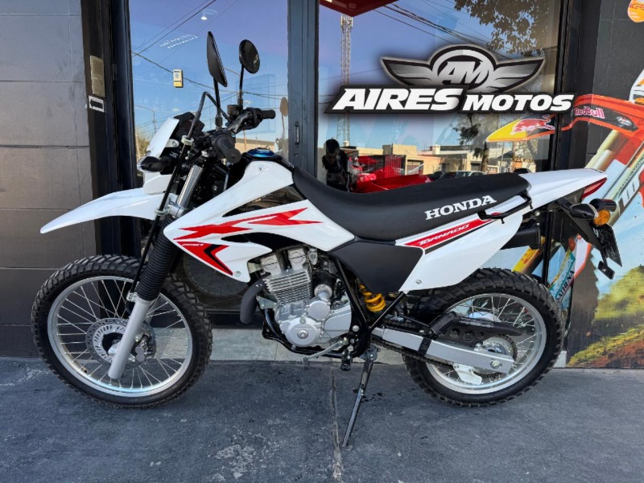 Honda Xr 250 Tornado/2024 *** Aires Motos *** Financiación Con Dni / Tarjetas De Crédito 12 Meses / Permutas