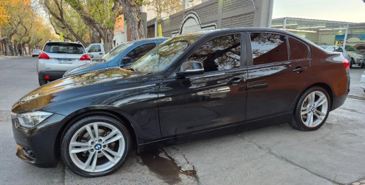 Bmw 320i Executive 2016