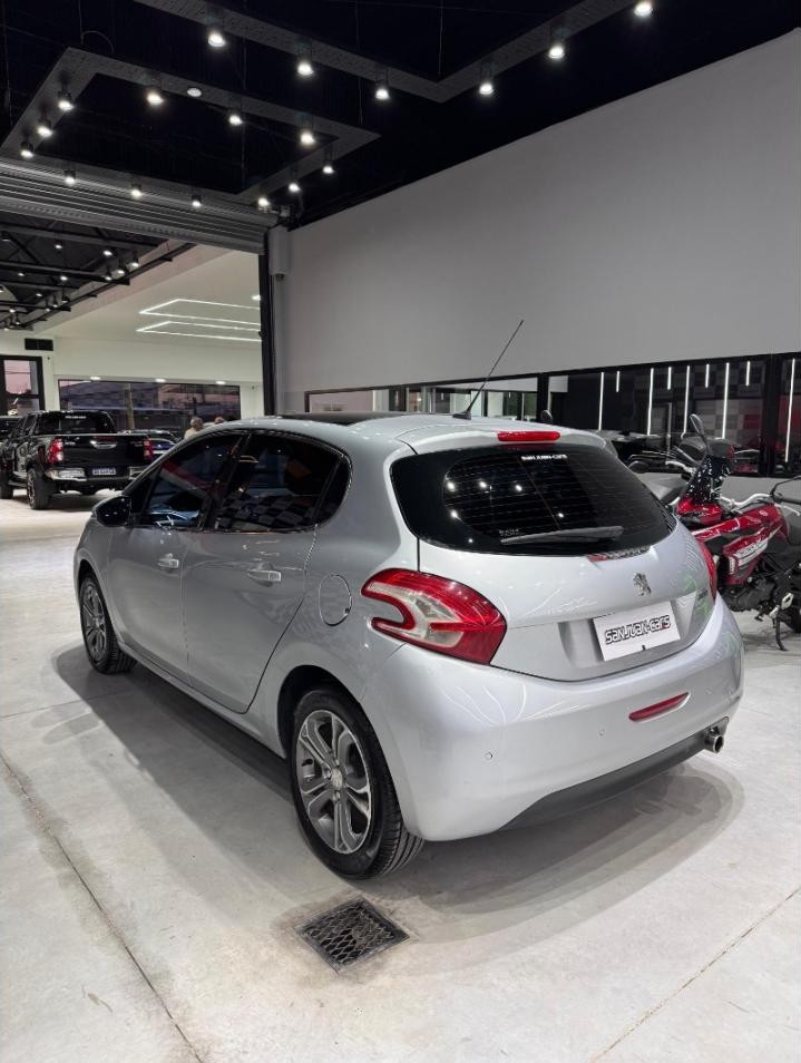 Miniatura 8