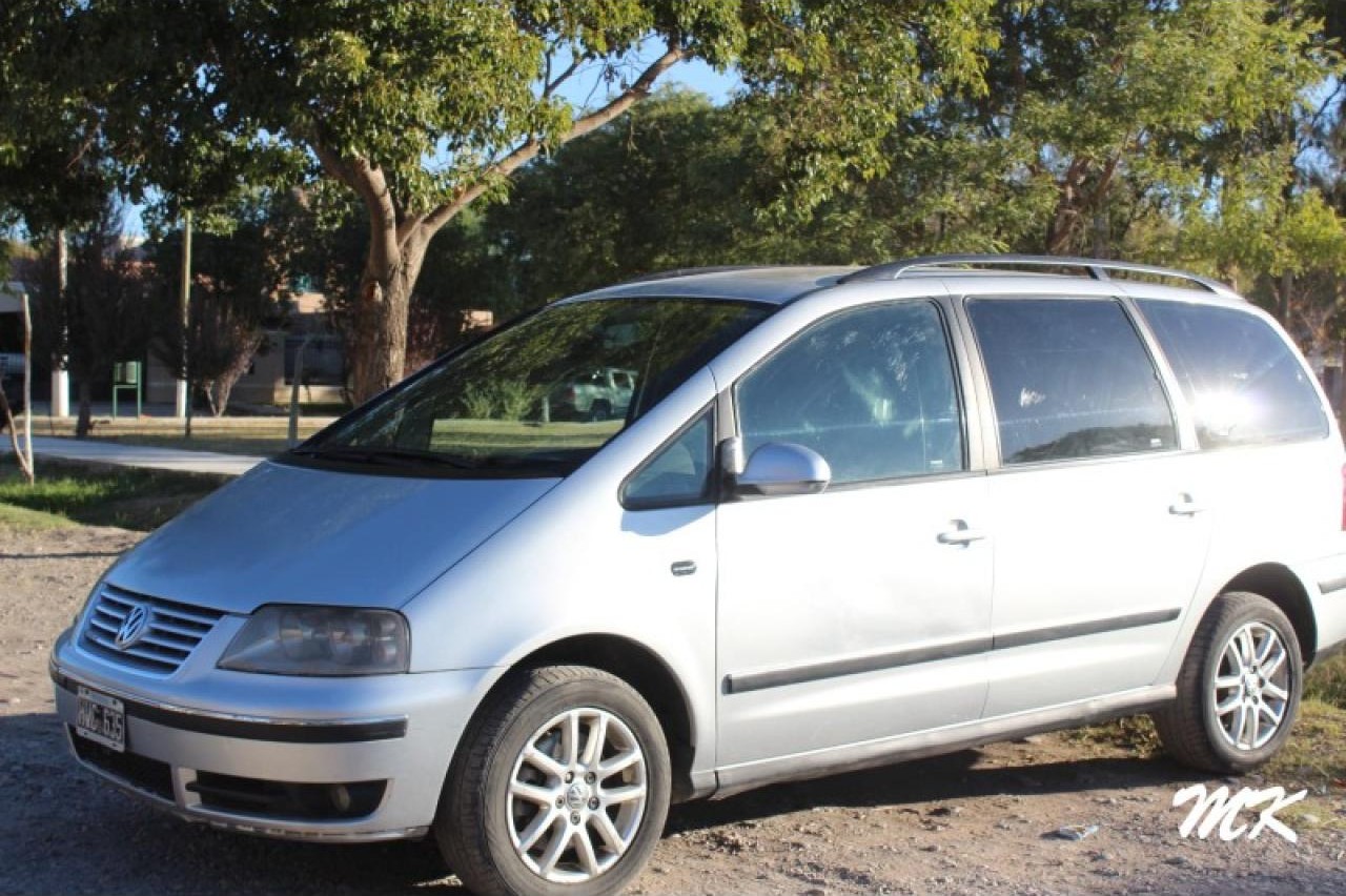 Volkswagen Sharan Mod 2008 Automática