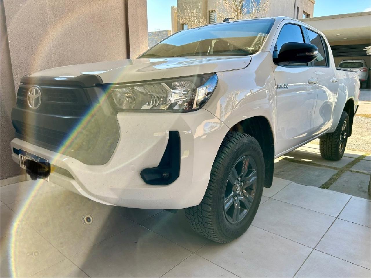 Toyota Hilux 4x2 Sr 2025