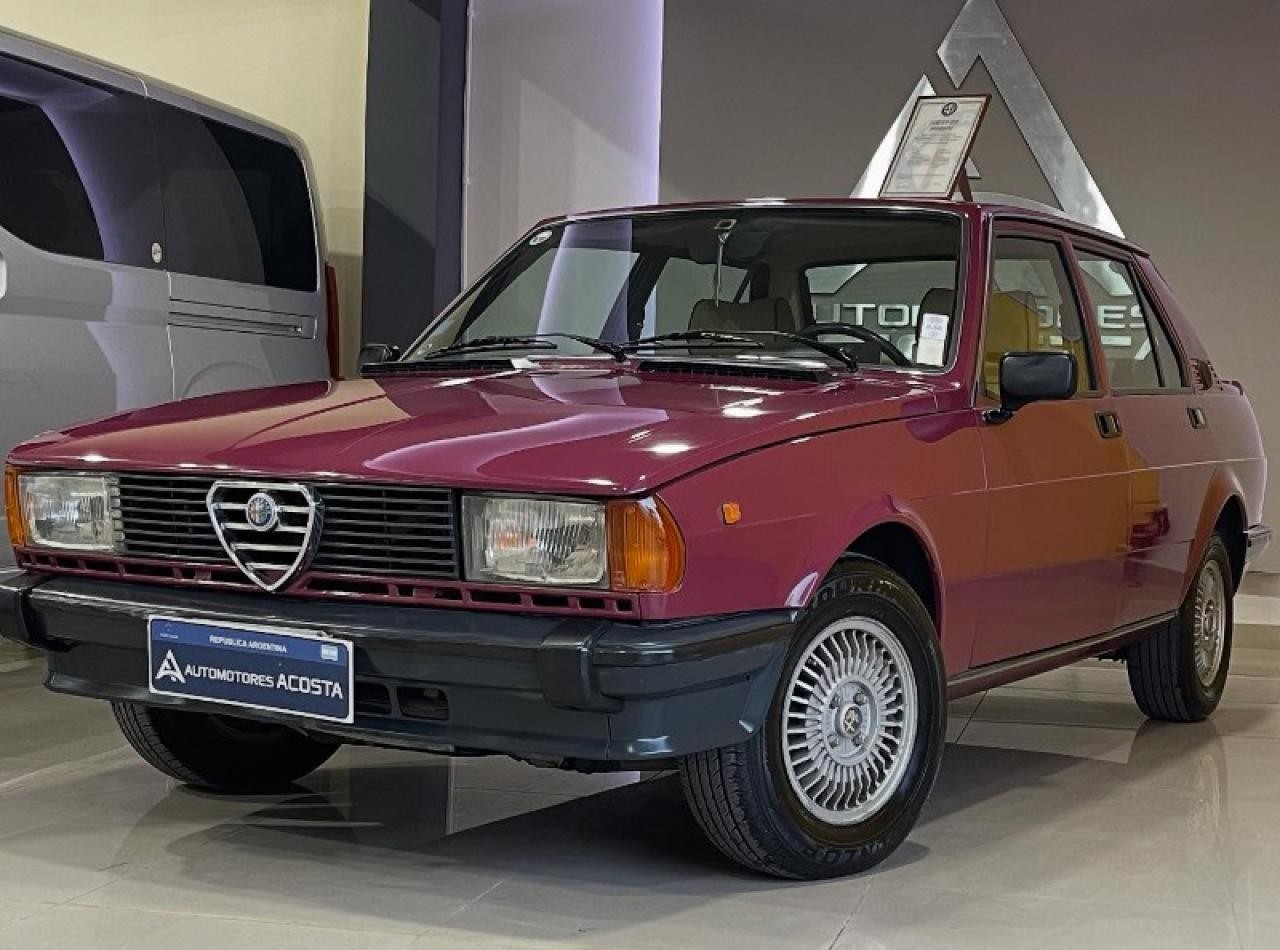 Alfa Romeo Giuletta 1998 Con 26 Mil Km