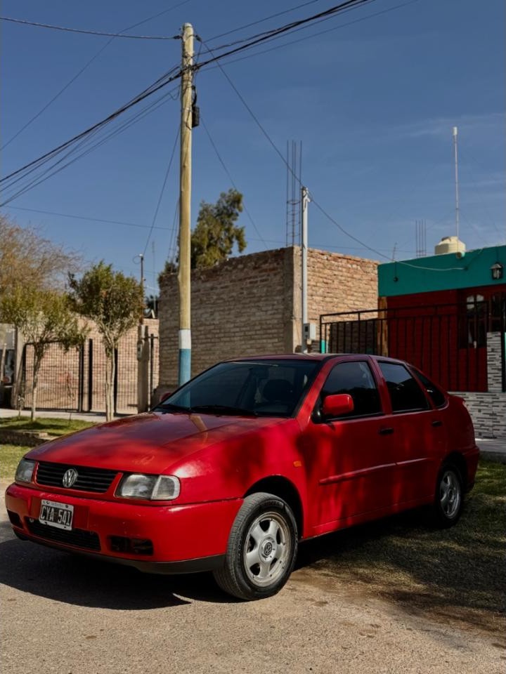 Volkswagen Polo - El Más Full