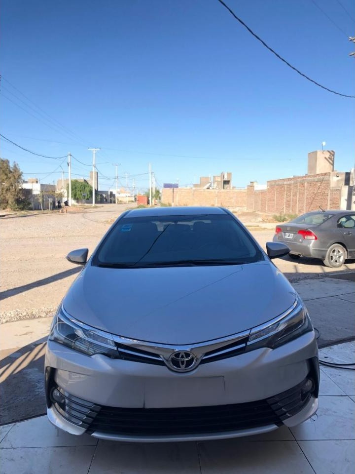 Toyota Corolla Xei 1.8 (manual) 2018