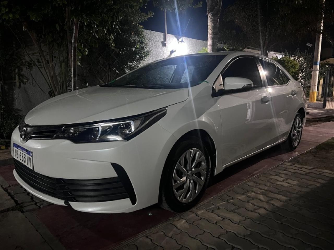 Toyota Corolla Xli 2017
