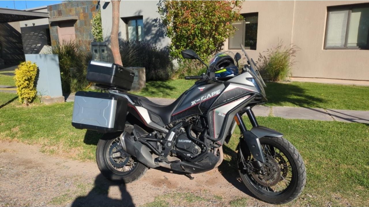 Moto Morini X-cape 650 - Año 2023 - ¡impecable Y Equipada