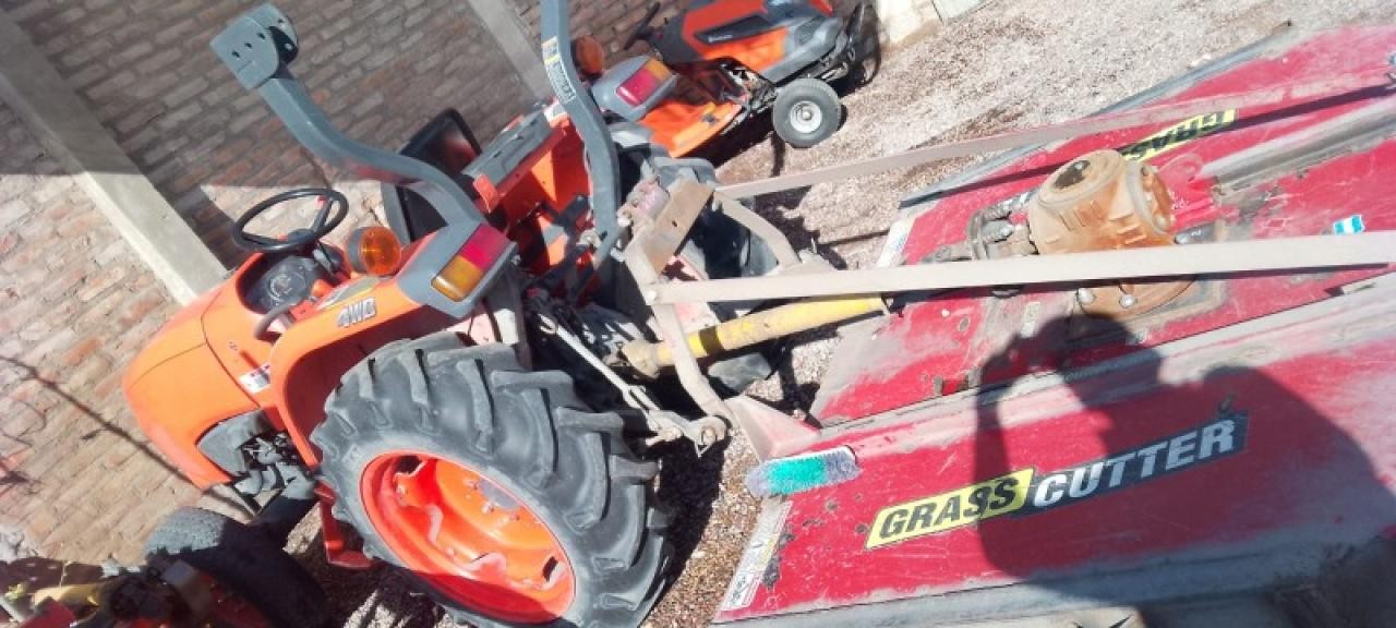 Permuto Desmalezaora Corta Cesped Para Tractor